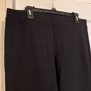 🎀 5/$20 🎀 Express black leggings with zipper accents at ankles size large